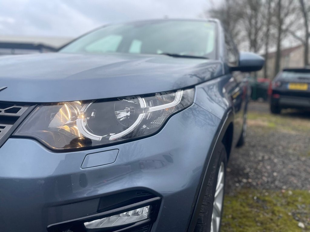 Used Land Rover Discovery Sport 2018 for sale - 76256697: Photo 15