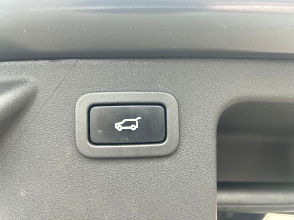 Used Volvo XC90 2017 for sale - 77669041: Photo 10