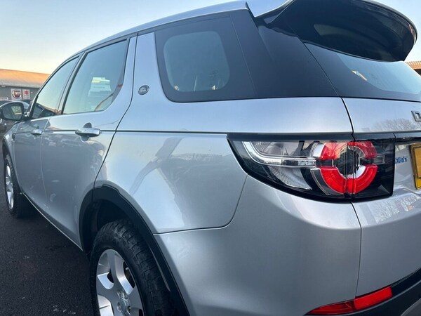 Used Land Rover Discovery Sport 2018 for sale - 72931750: Photo 7