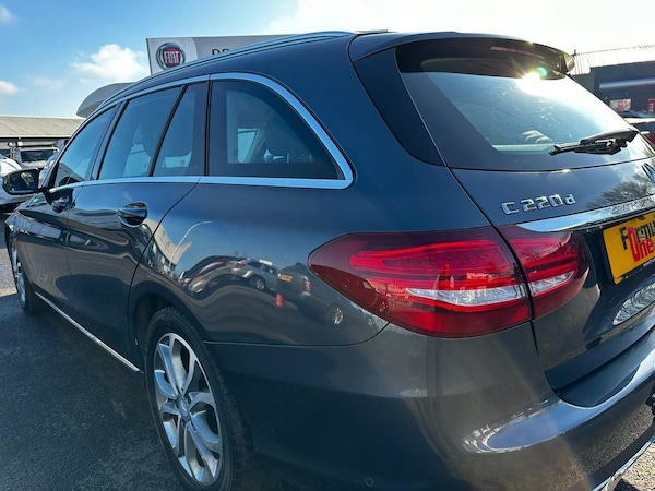 Used Mercedes-Benz C-Class 2015 for sale - 67193544: Photo 12