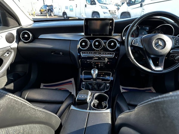 Used Mercedes-Benz C-Class 2015 for sale - 67193544: Photo 32