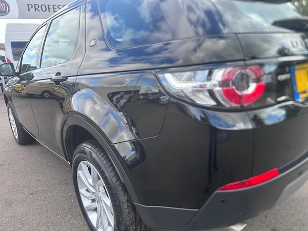 Used Land Rover Discovery Sport 2018 for sale - 68316437: Photo 10