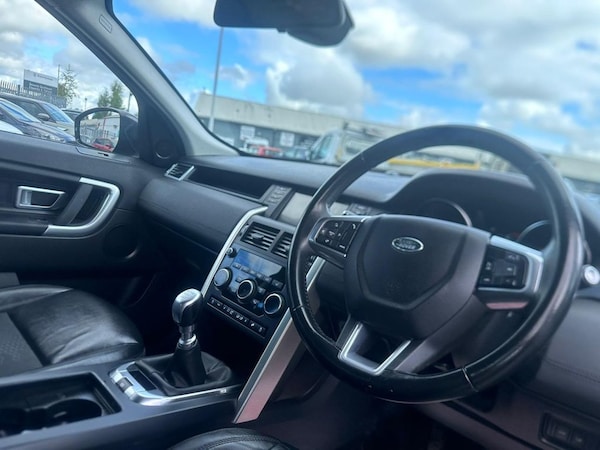 Used Land Rover Discovery Sport 2018 for sale - 68316437: Photo 17
