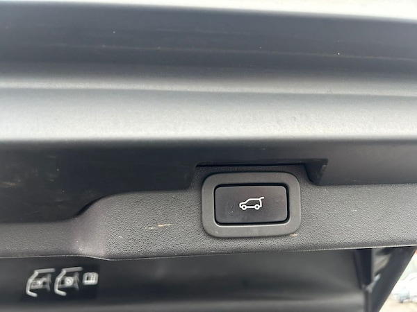 Used Land Rover Discovery 2018 for sale - 69603844: Photo 14
