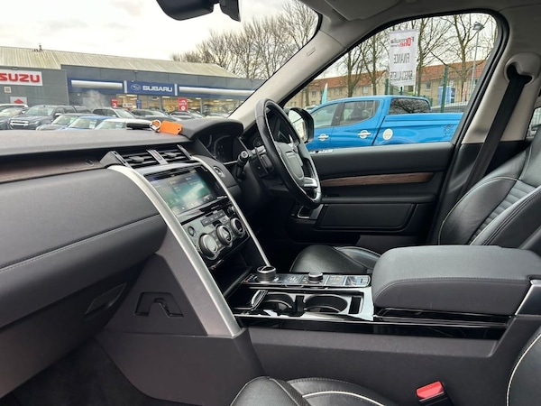 Used Land Rover Discovery 2018 for sale - 69603844: Photo 41