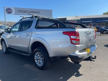 Used Mitsubishi L200 2015 for sale - 62708492: Photo