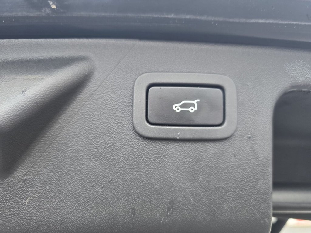 Vehicle 33