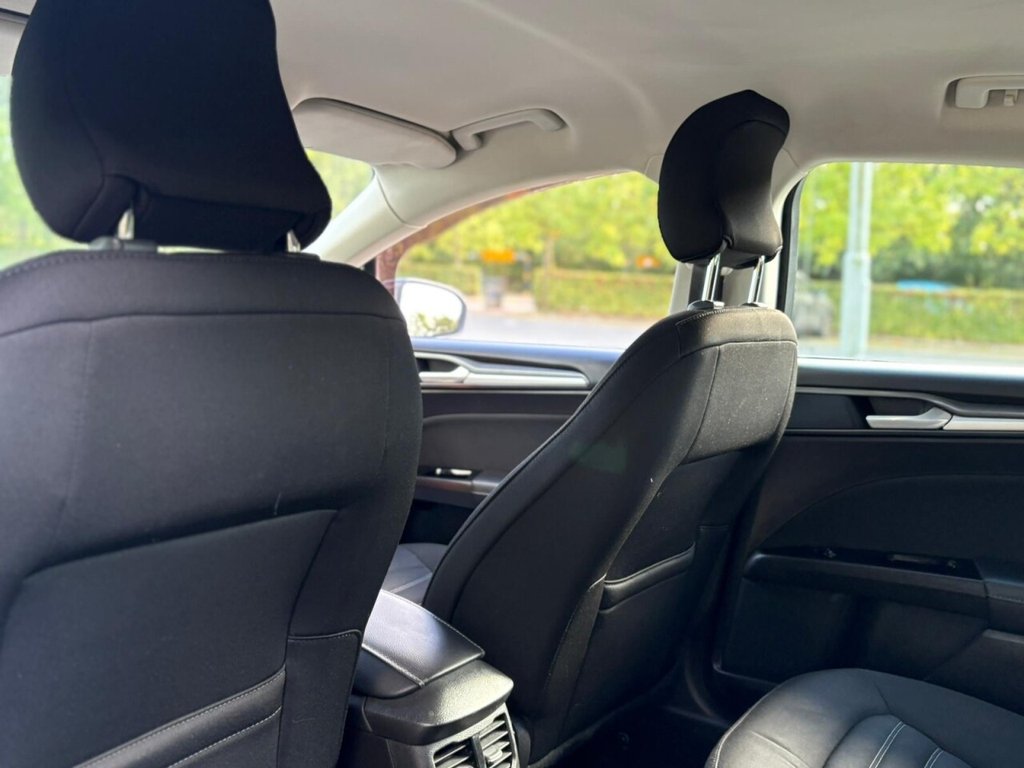 Used Ford Mondeo 2015 for sale - 75912187: Photo 32