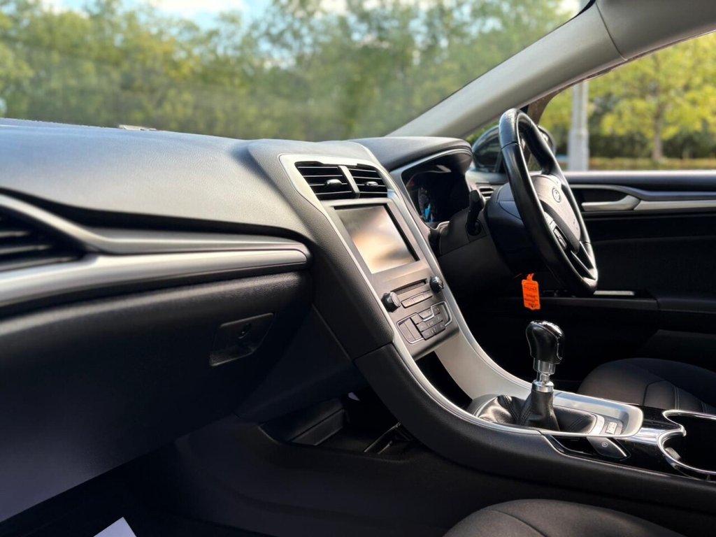 Used Ford Mondeo 2015 for sale - 75912187: Photo 37