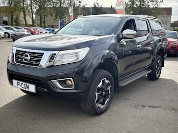 Used Nissan Navara 2021 for sale - 76132836: Photo 2