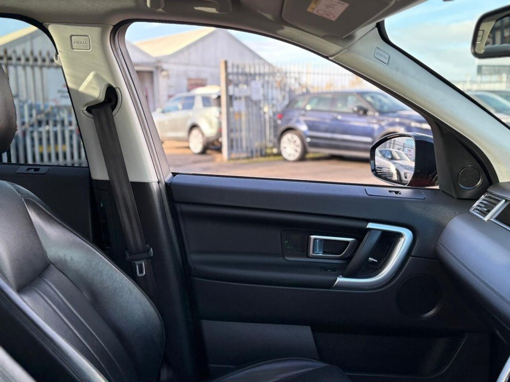 Used Land Rover Discovery Sport 2019 for sale - 76304233: Photo 28