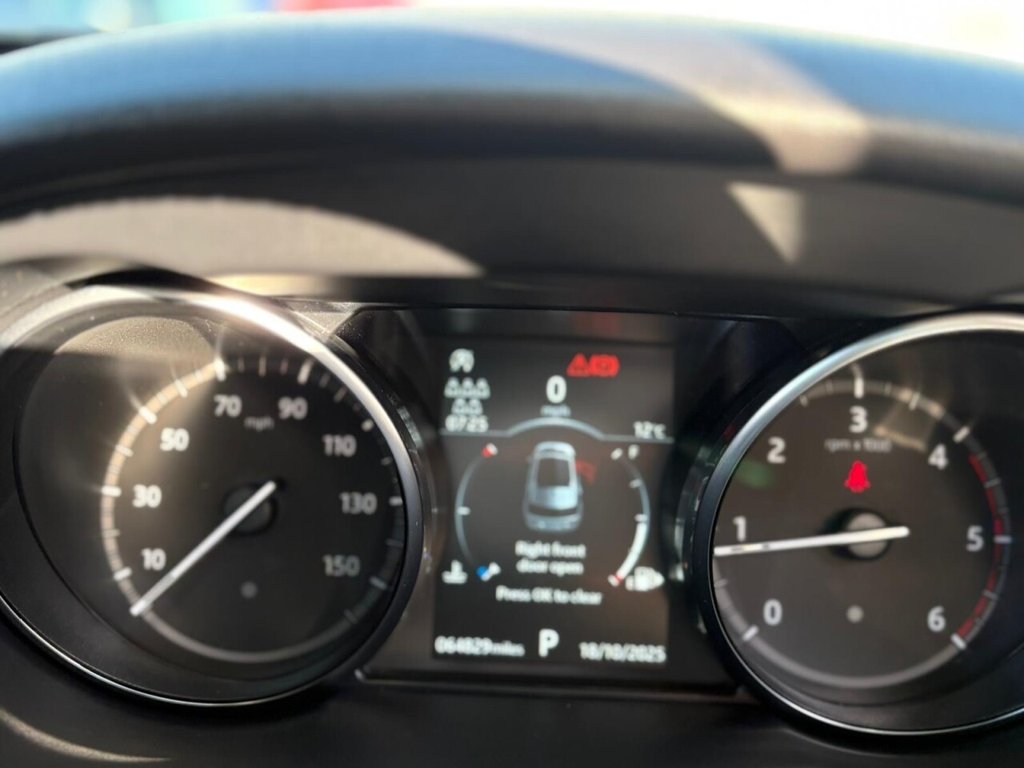 Used Land Rover Discovery Sport 2019 for sale - 76304233: Photo 34