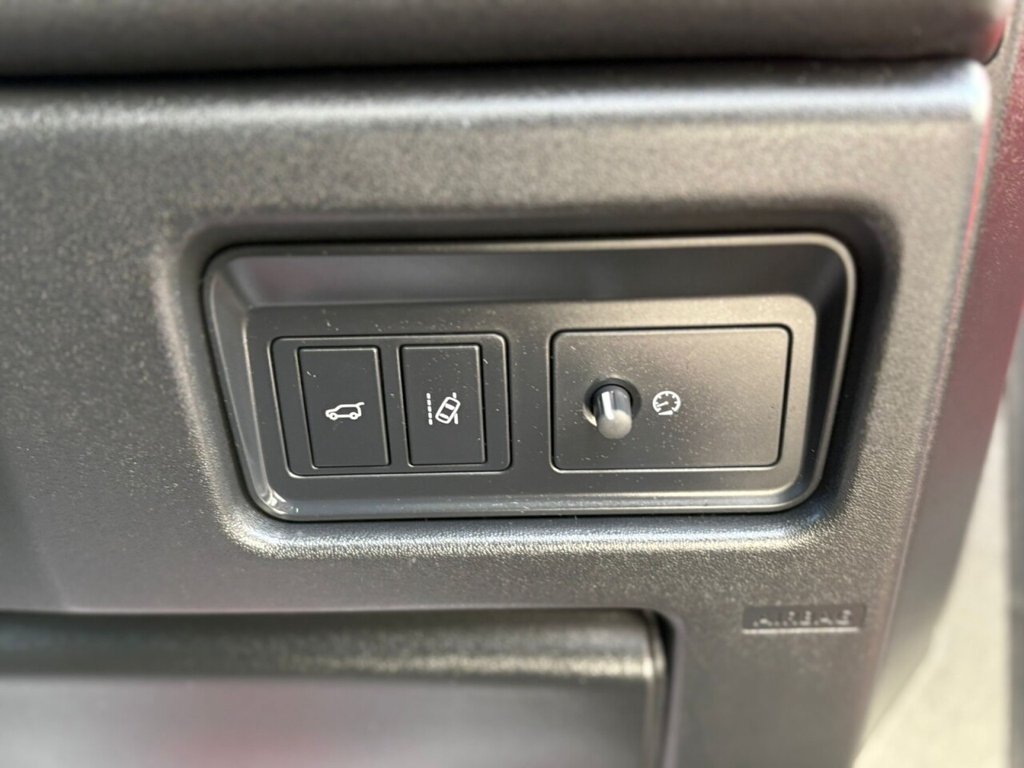 Used Land Rover Discovery Sport 2019 for sale - 76304233: Photo 35