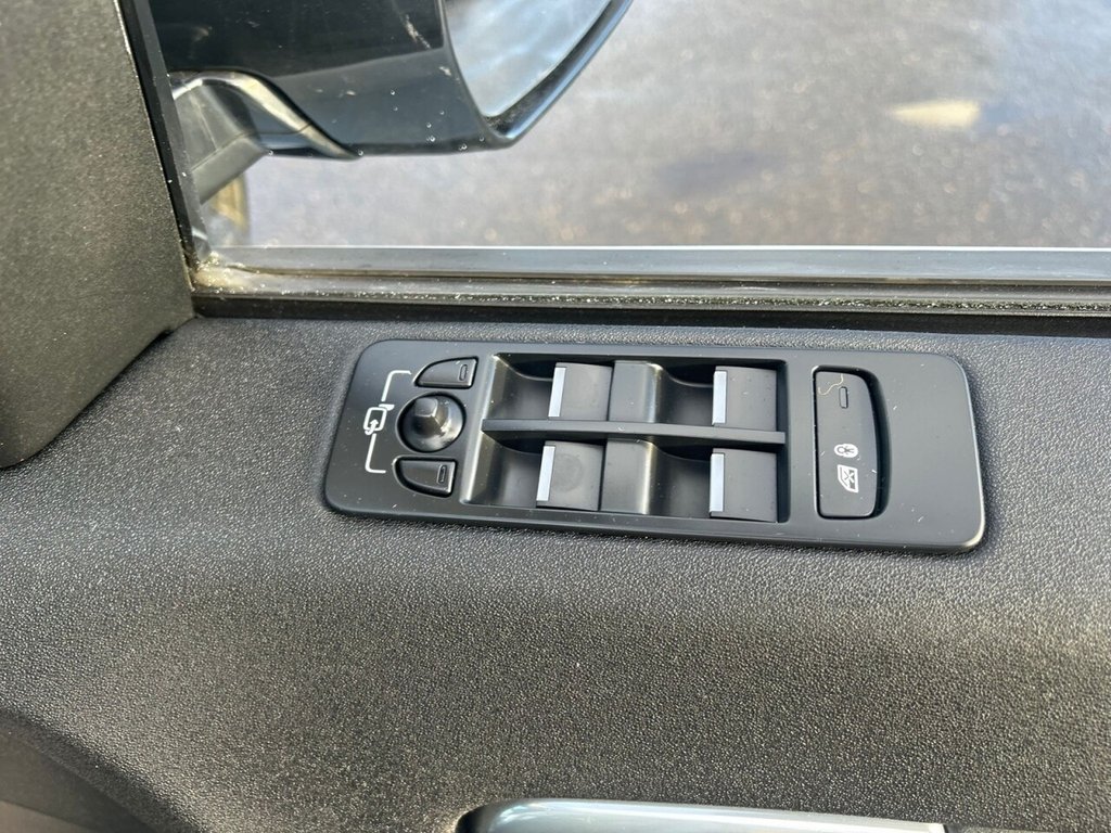 Used Land Rover Discovery Sport 2017 for sale - 76303816: Photo 14