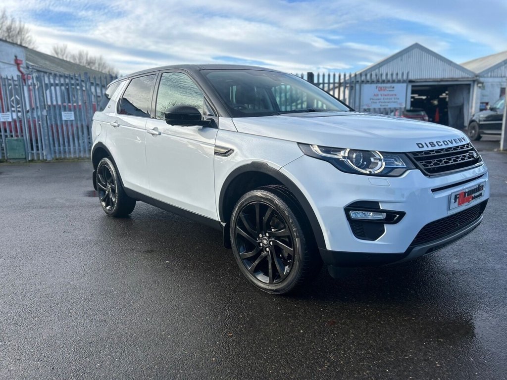 Used Land Rover Discovery Sport 2017 for sale - 76303816: Photo 3