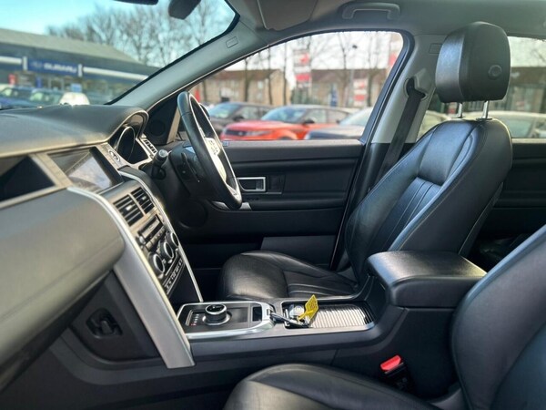 Used Land Rover Discovery Sport 2017 for sale - 76303816: Photo 30