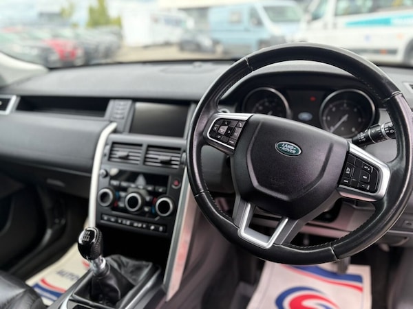 Used Land Rover Discovery Sport 2018 for sale - 74002432: Photo 15