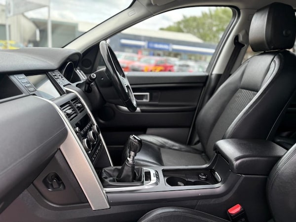 Used Land Rover Discovery Sport 2018 for sale - 74002432: Photo 28