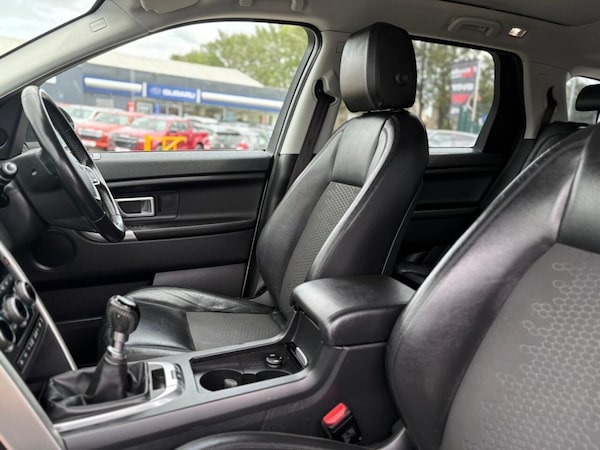 Used Land Rover Discovery Sport 2018 for sale - 74002432: Photo 33