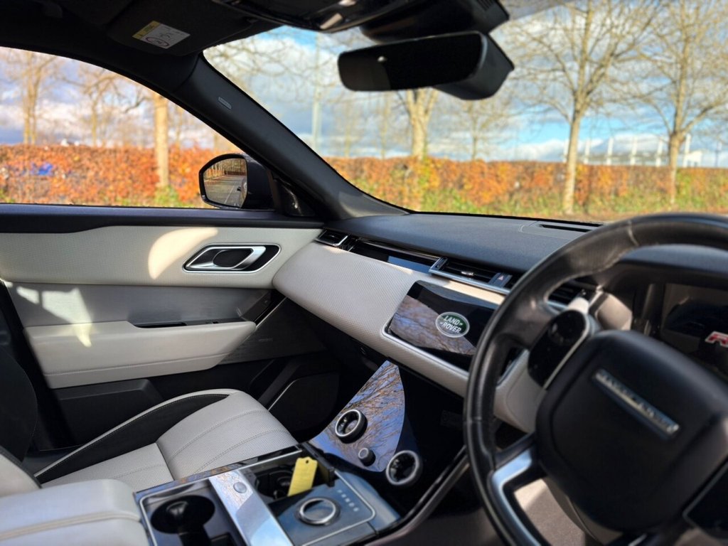 Used Land Rover Range Rover Velar 2018 for sale - 76345914: Photo 16