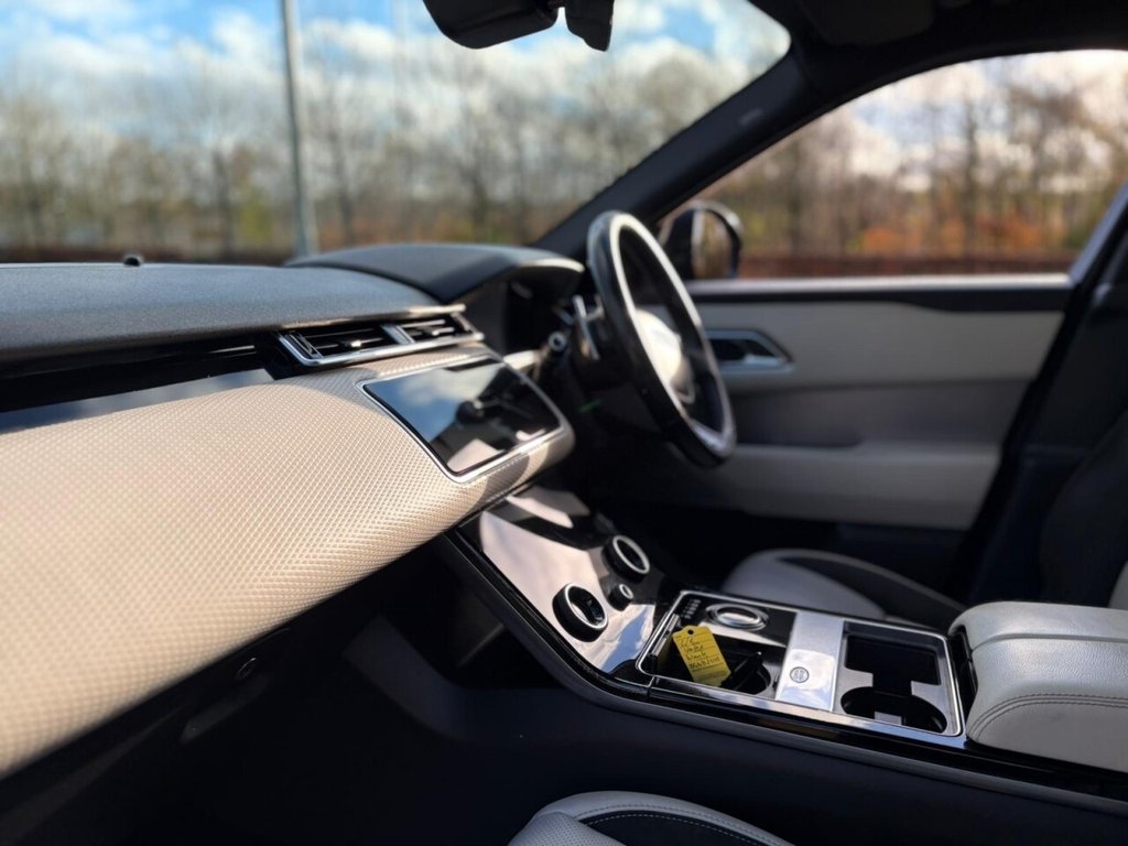 Used Land Rover Range Rover Velar 2018 for sale - 76345914: Photo 34
