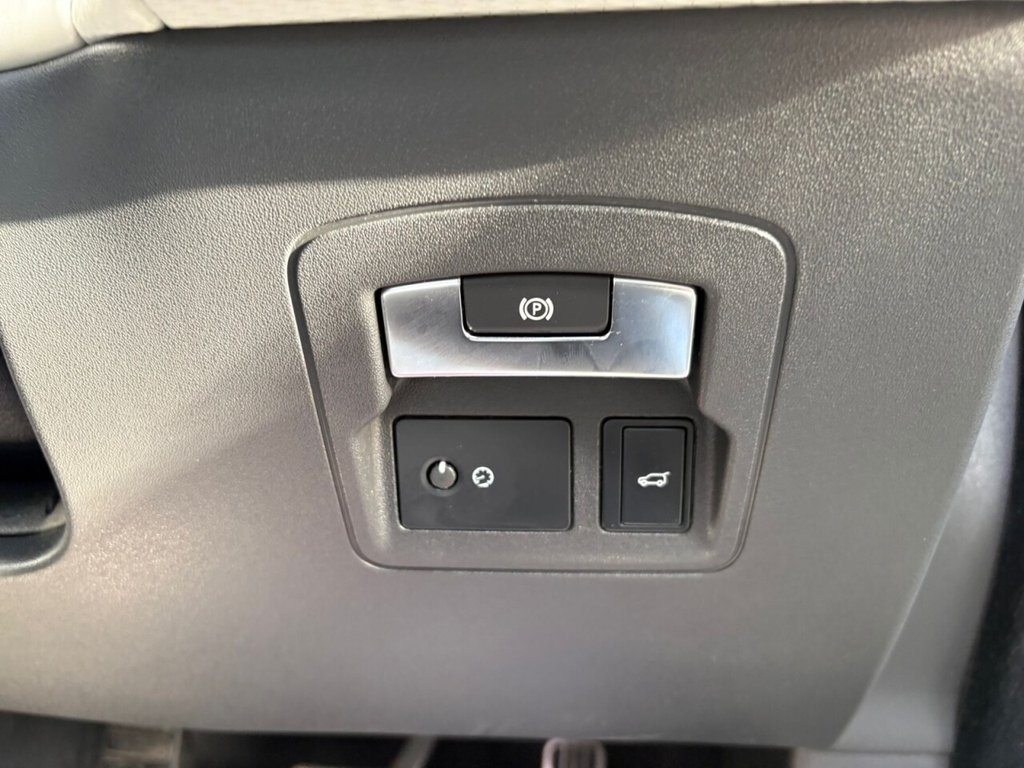 Used Land Rover Range Rover Velar 2018 for sale - 76345914: Photo 40