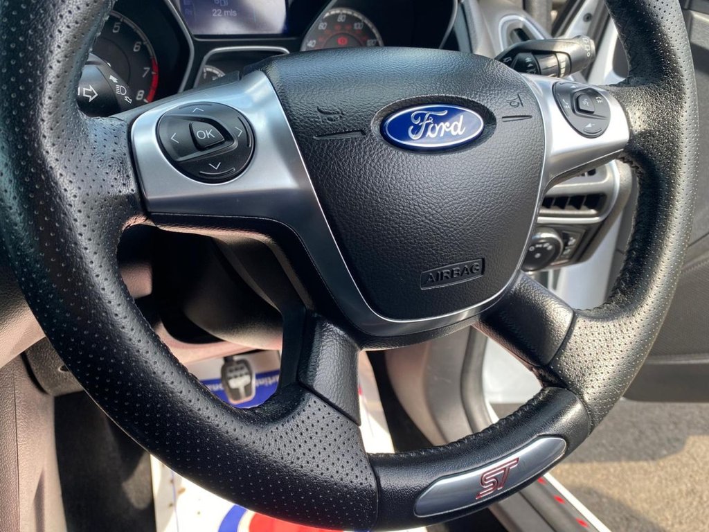 Used Ford Focus 2013 for sale - 77668745: Photo 28