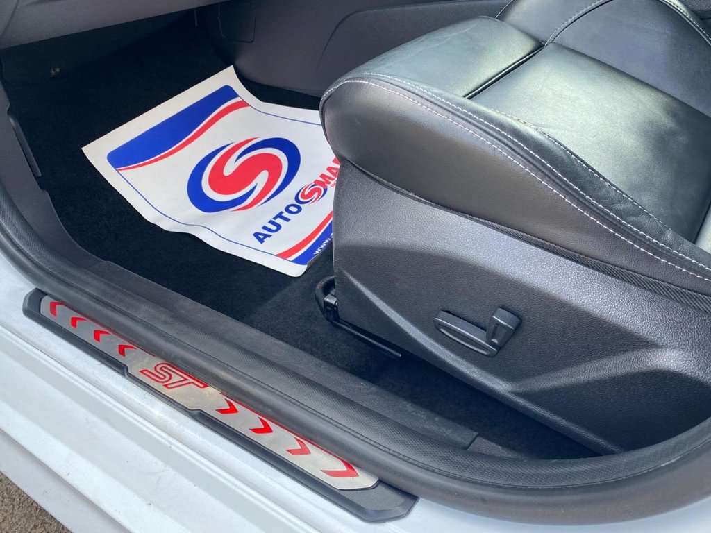 Used Ford Focus 2013 for sale - 77668745: Photo 38