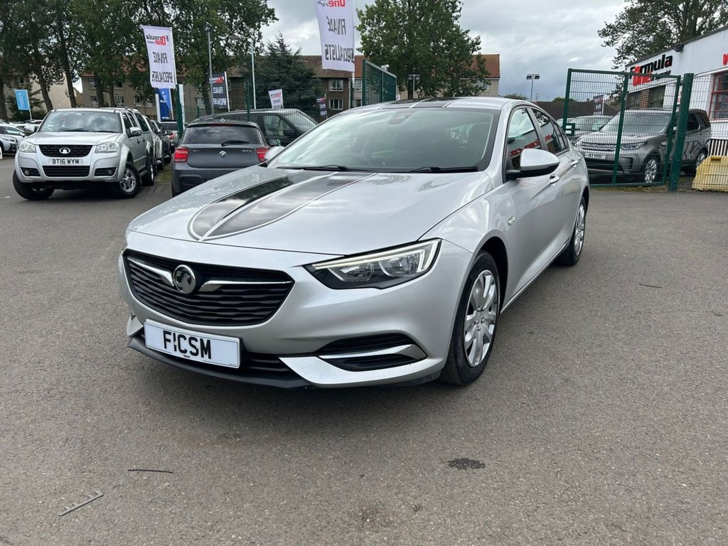 Used Vauxhall Insignia 2018 for sale - 77668759: Photo 2