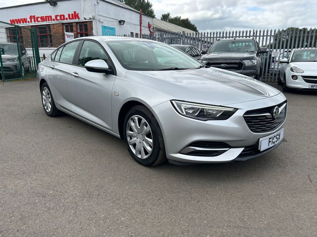 Used Vauxhall Insignia 2018 for sale - 77668759: Photo 3