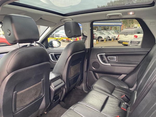 Used Land Rover Discovery Sport 2017 for sale - 74784027: Photo 47