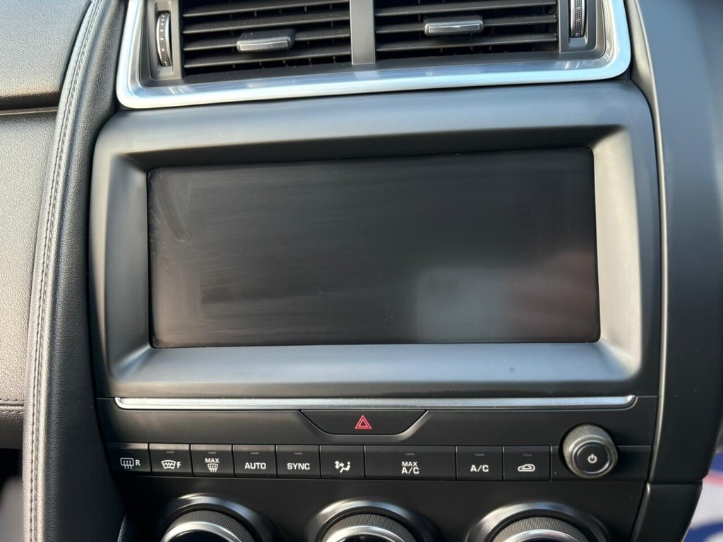 Used Jaguar E-Pace 2018 for sale - 75777510: Photo 32