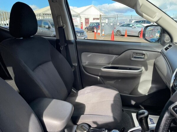 Used Mitsubishi L200 2017 for sale - 69945808: Photo 19