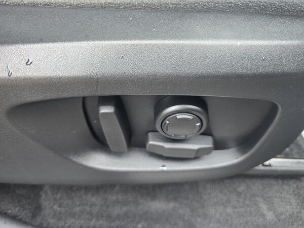 Used Land Rover Discovery Sport 2016 for sale - 74783927: Photo 21