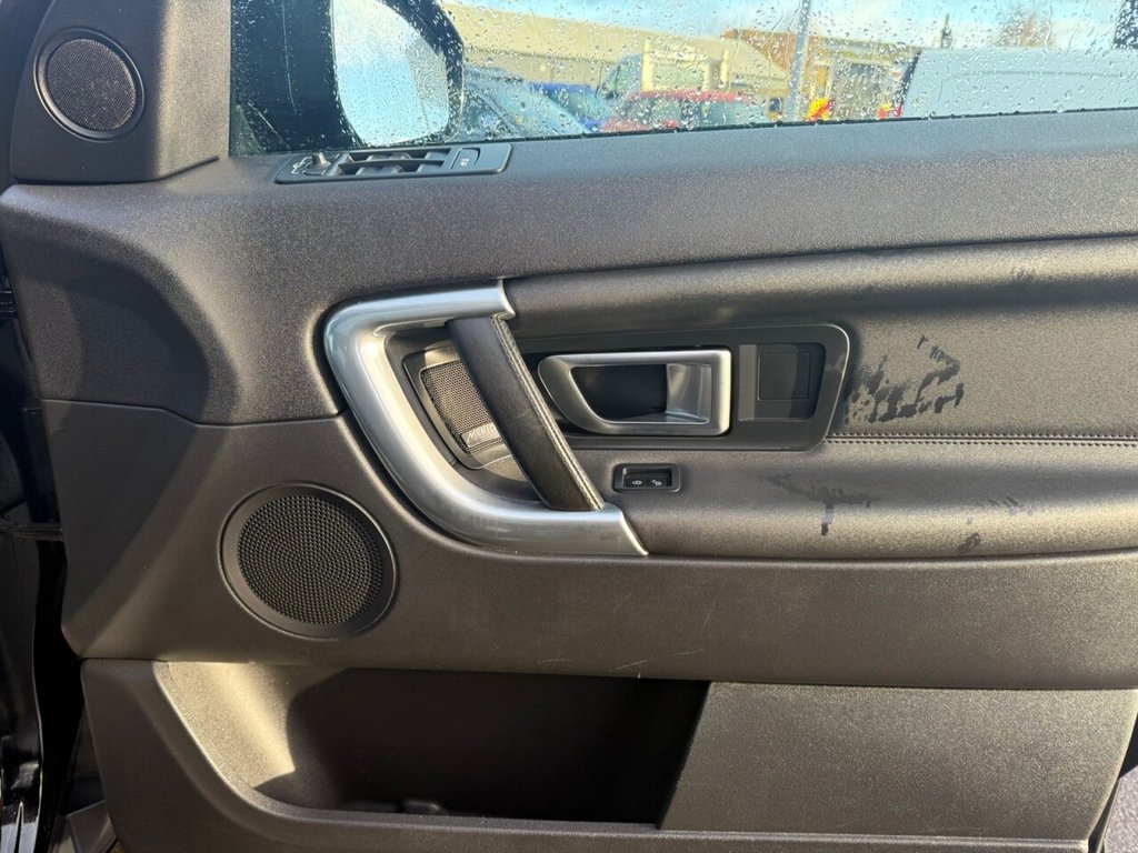 Used Land Rover Discovery Sport 2019 for sale - 76482315: Photo 15