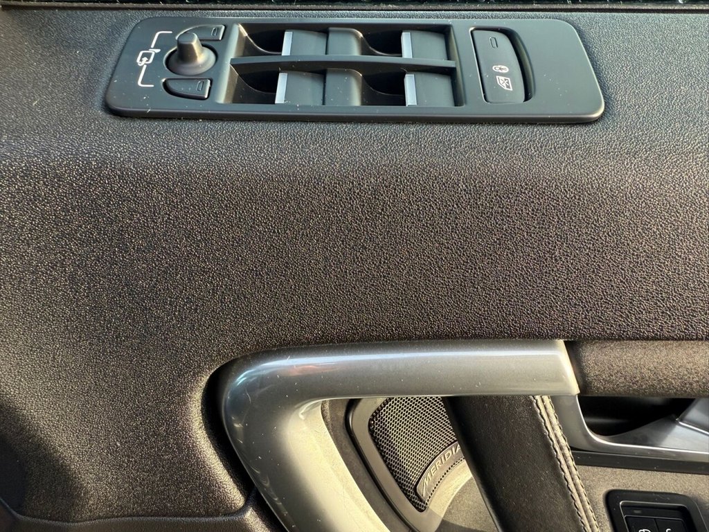 Used Land Rover Discovery Sport 2019 for sale - 76482315: Photo 32