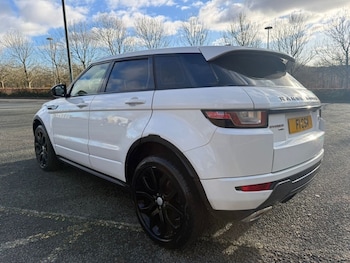 Used Land Rover Range Rover Evoque 2017 for sale - 77200093: Photo