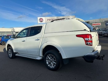 Used Mitsubishi L200 2018 for sale - 68707107: Photo