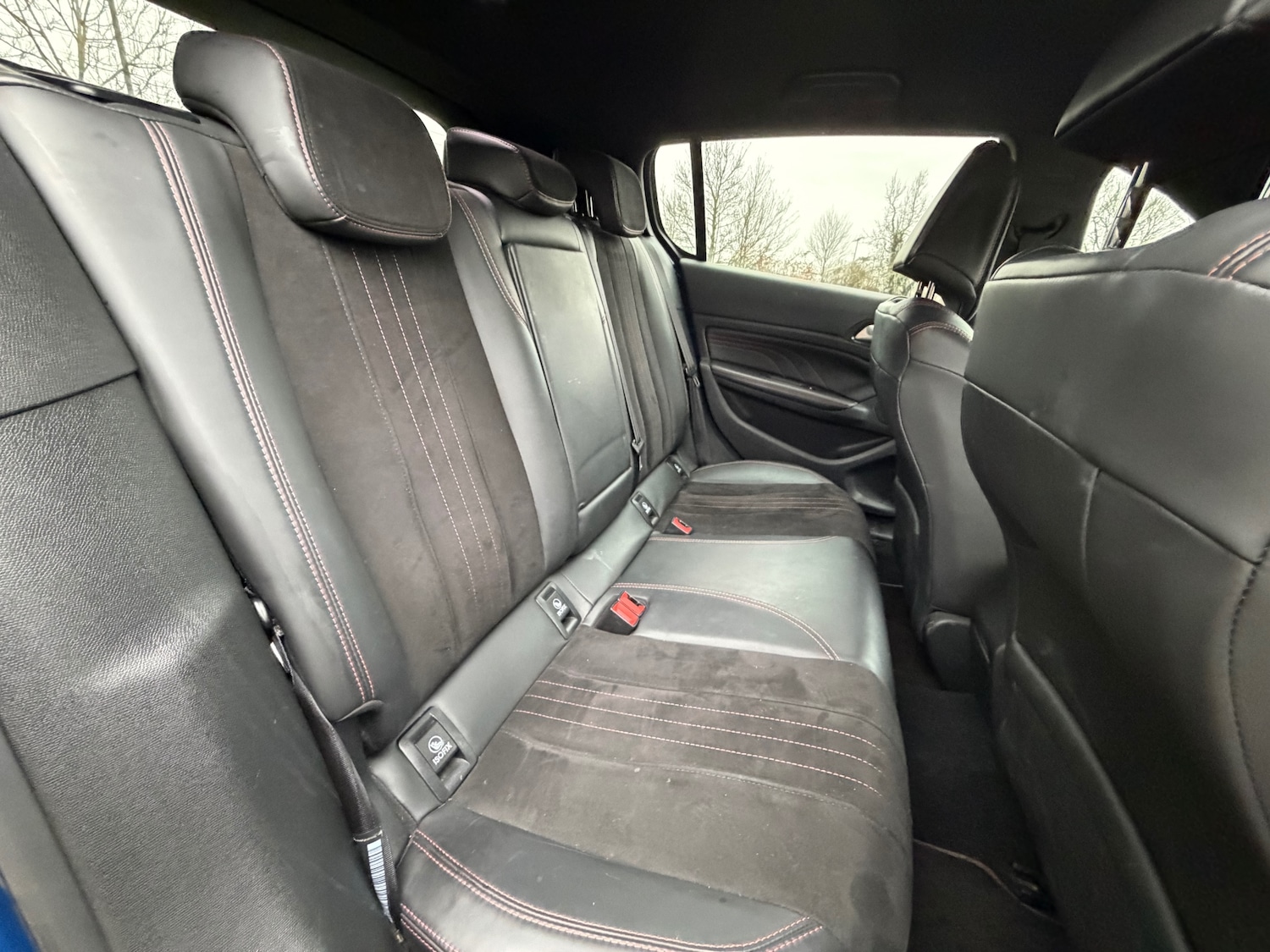 Used Peugeot 308 2015 for sale - 77649850: Photo 11