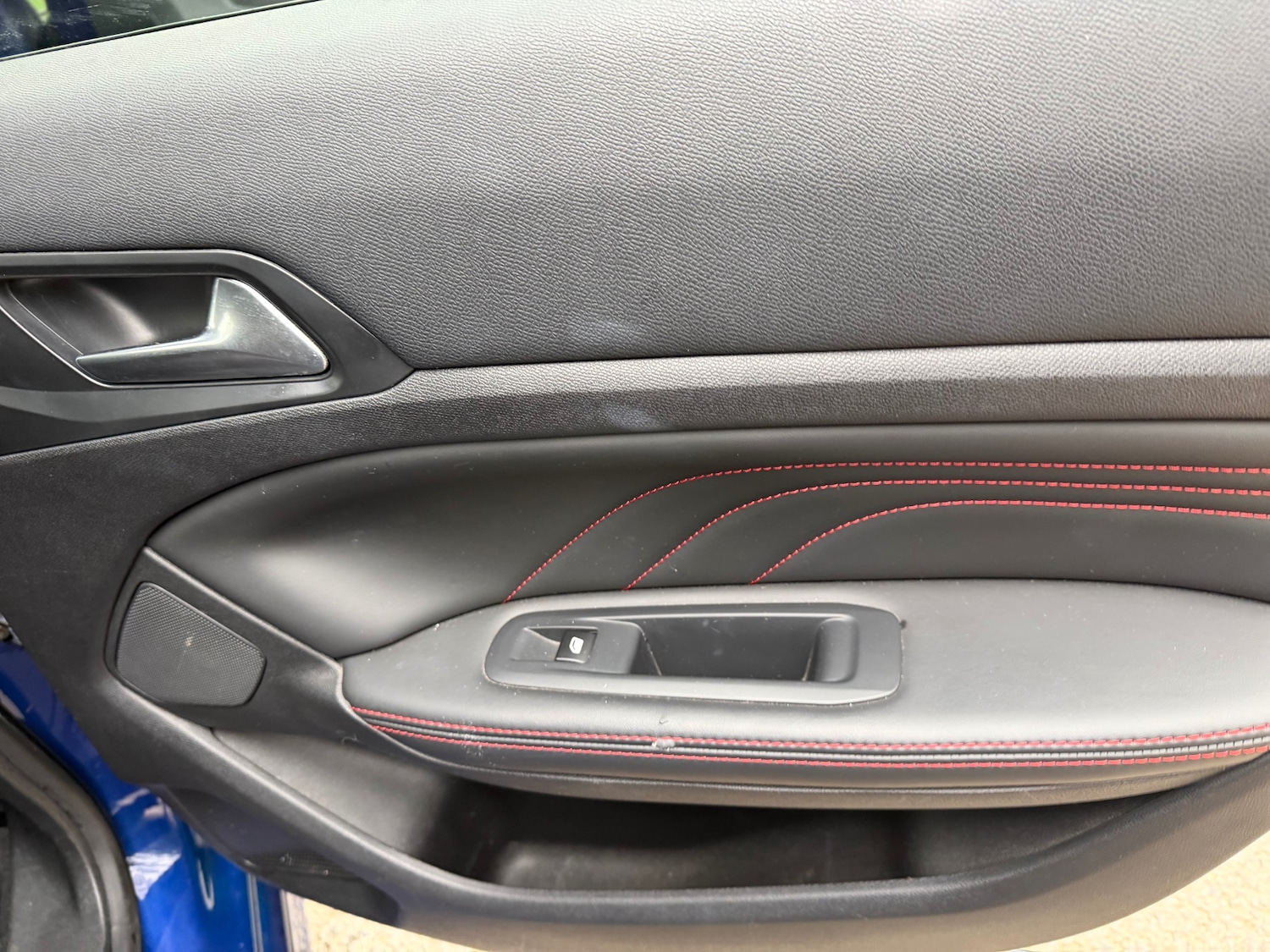 Used Peugeot 308 2015 for sale - 77649850: Photo 15