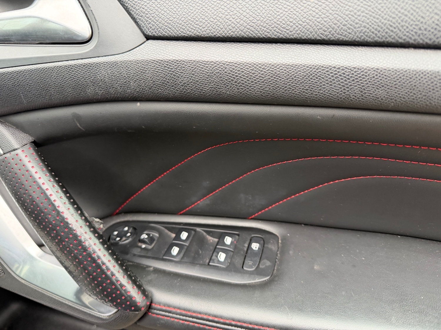 Used Peugeot 308 2015 for sale - 77649850: Photo 16