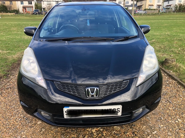 Used Honda Jazz 2009 for sale - 73845351: Photo 2
