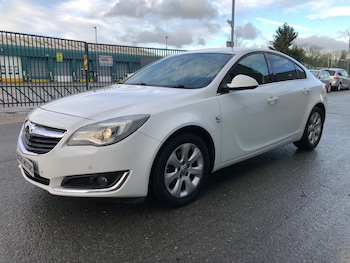 Used Vauxhall Insignia 2016 for sale - 77854359: Photo