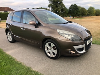 Used Renault Scenic 2011 for sale - 79558486: Photo