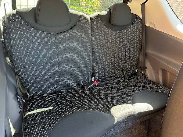 Used Peugeot 107 2011 for sale - 74366782: Photo 11