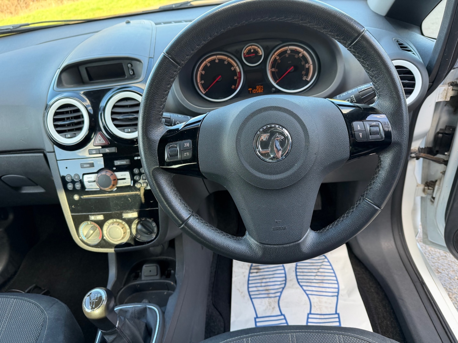 Used Vauxhall Corsa 2013 for sale - 77891783: Photo 9