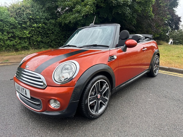 Used MINI Convertible 2011 for sale - 75295361: Photo 10