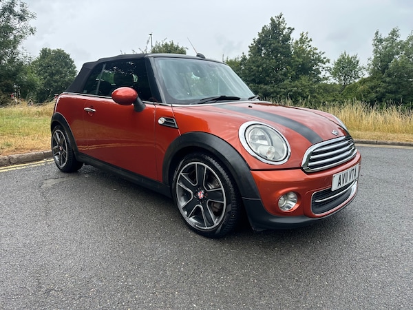 Used MINI Convertible 2011 for sale - 75295361: Photo 1