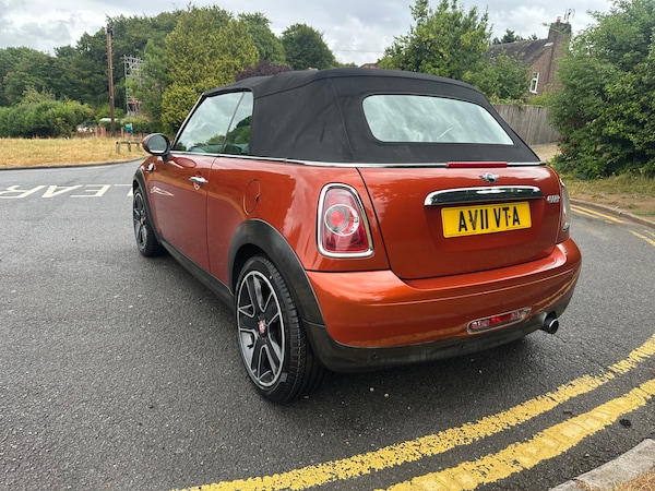 Used MINI Convertible 2011 for sale - 75295361: Photo 5
