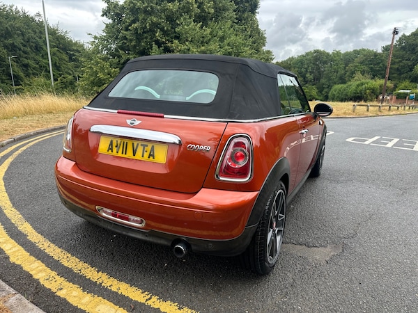 Used MINI Convertible 2011 for sale - 75295361: Photo 7
